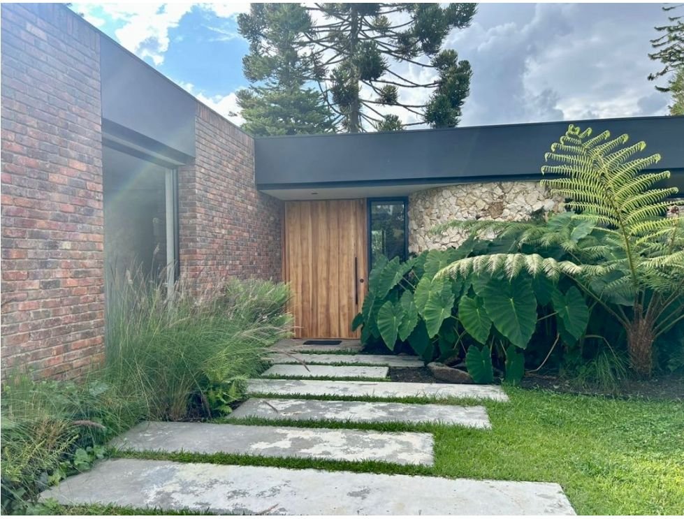 Exclusiva Casa de Lujo en Venta en Llano Grande  — 3