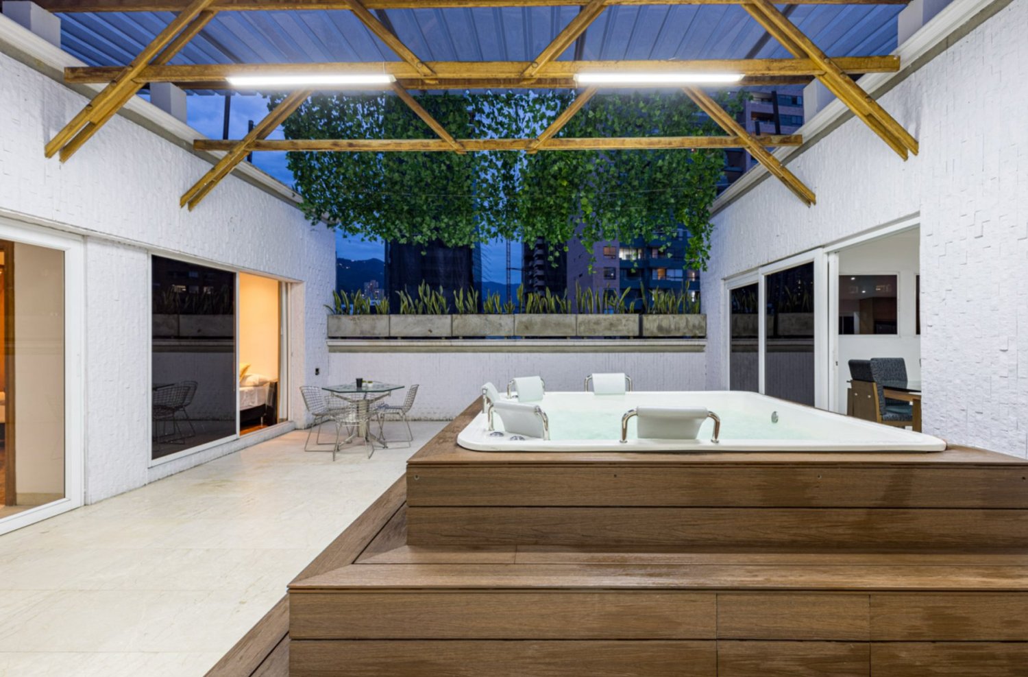Luxury Penthouse for Short-Term Rental – PH Los Balsos - Image 3