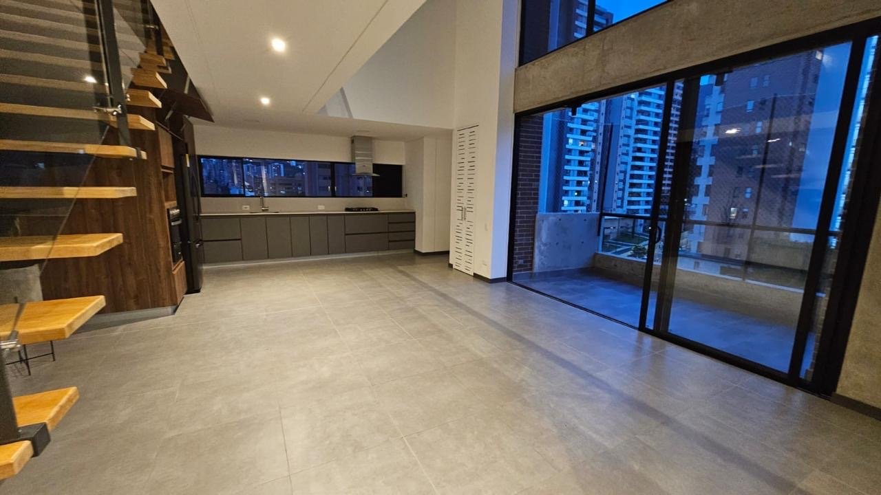 Lujoso penthouse en Renta y venta en el sector de milla de Leon - Image 25