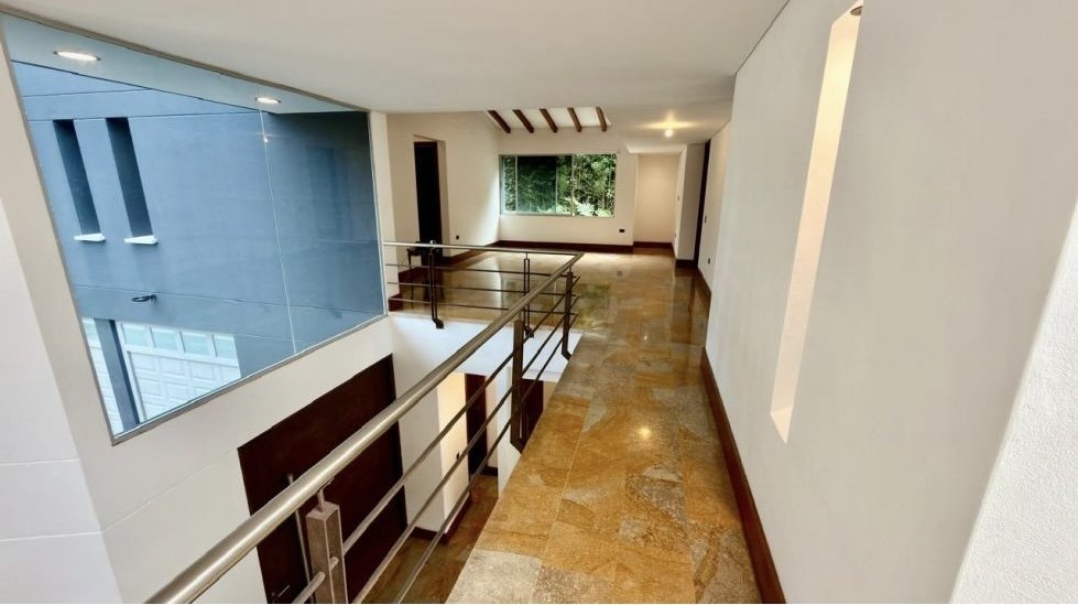 Gran casa Campestre con piscina Privada en Renta  — 8