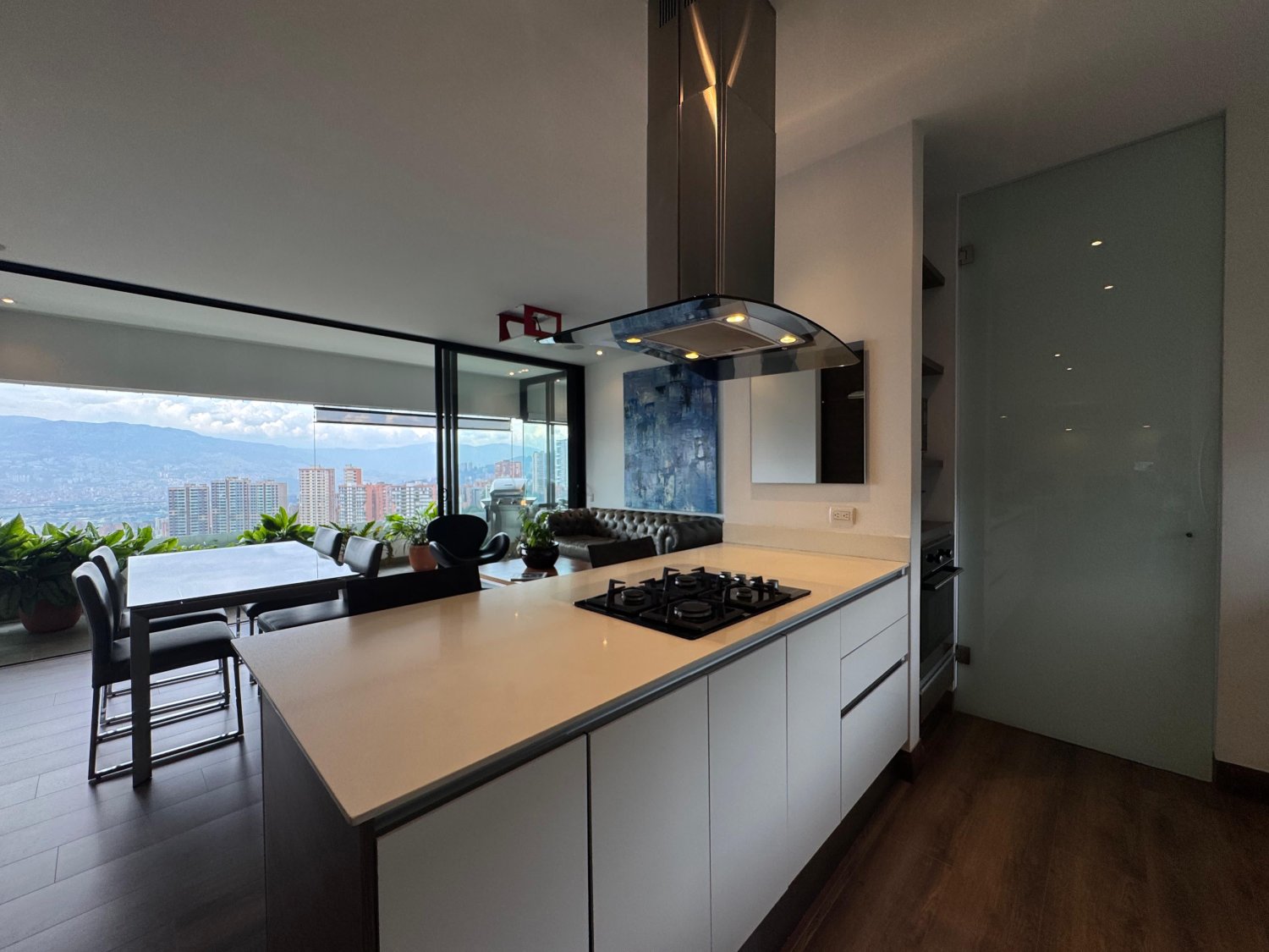 Se Renta o vende apartamento en san lucas (Poblado) - Image 2