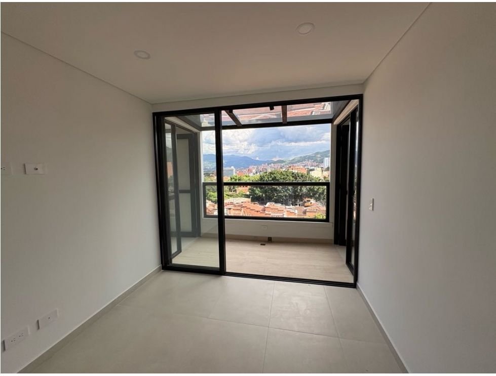 Exclusivo penthouse en Venta en Laureles  — 4