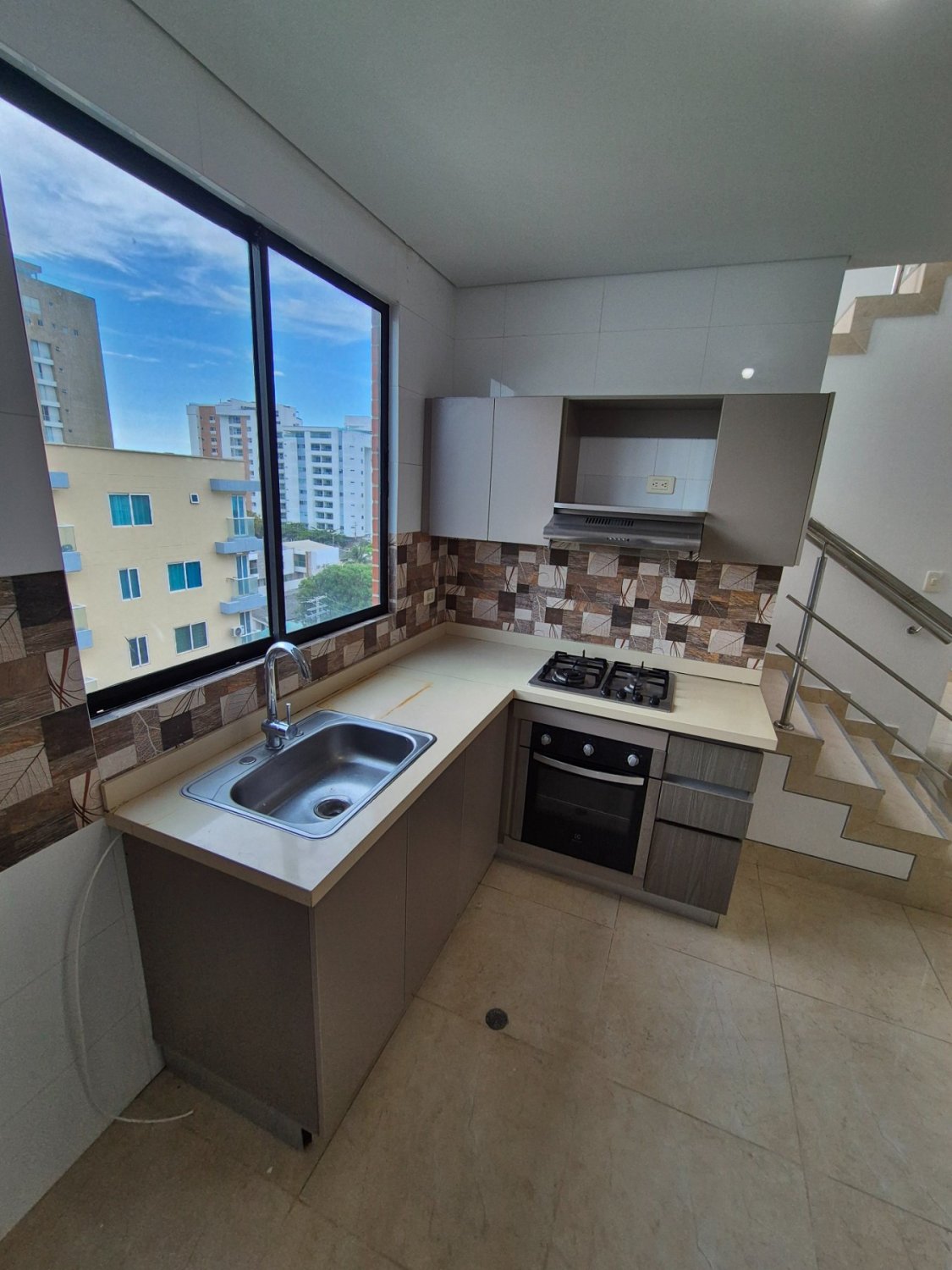 VENTA DÚPLEX EN LA CAMPIÑA - CERCA AL PARQUE VENEZUELA - BARRANQUILLA NORTE - LIBRE DE GRAVAMENES - Image 5