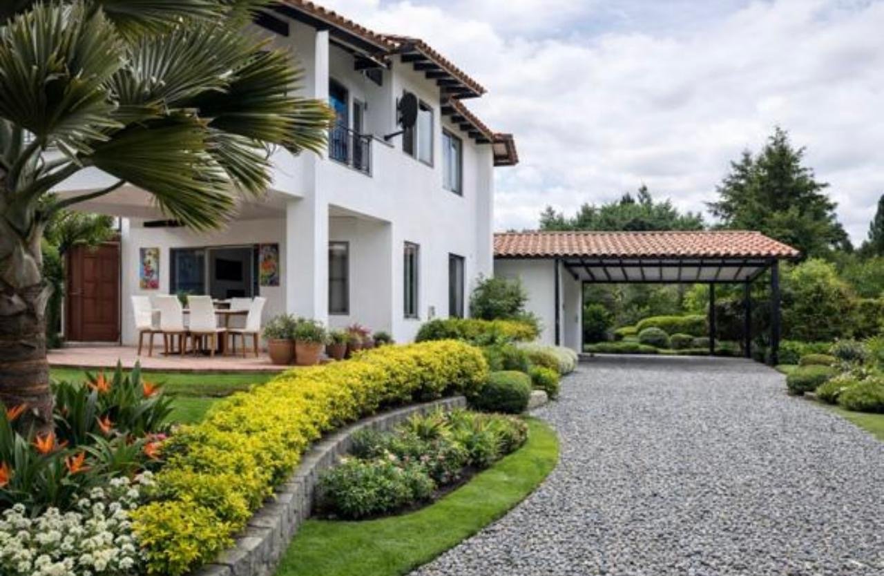 Gran Casa campestre en Renta y en venta en el Sector de Guarne  — 4