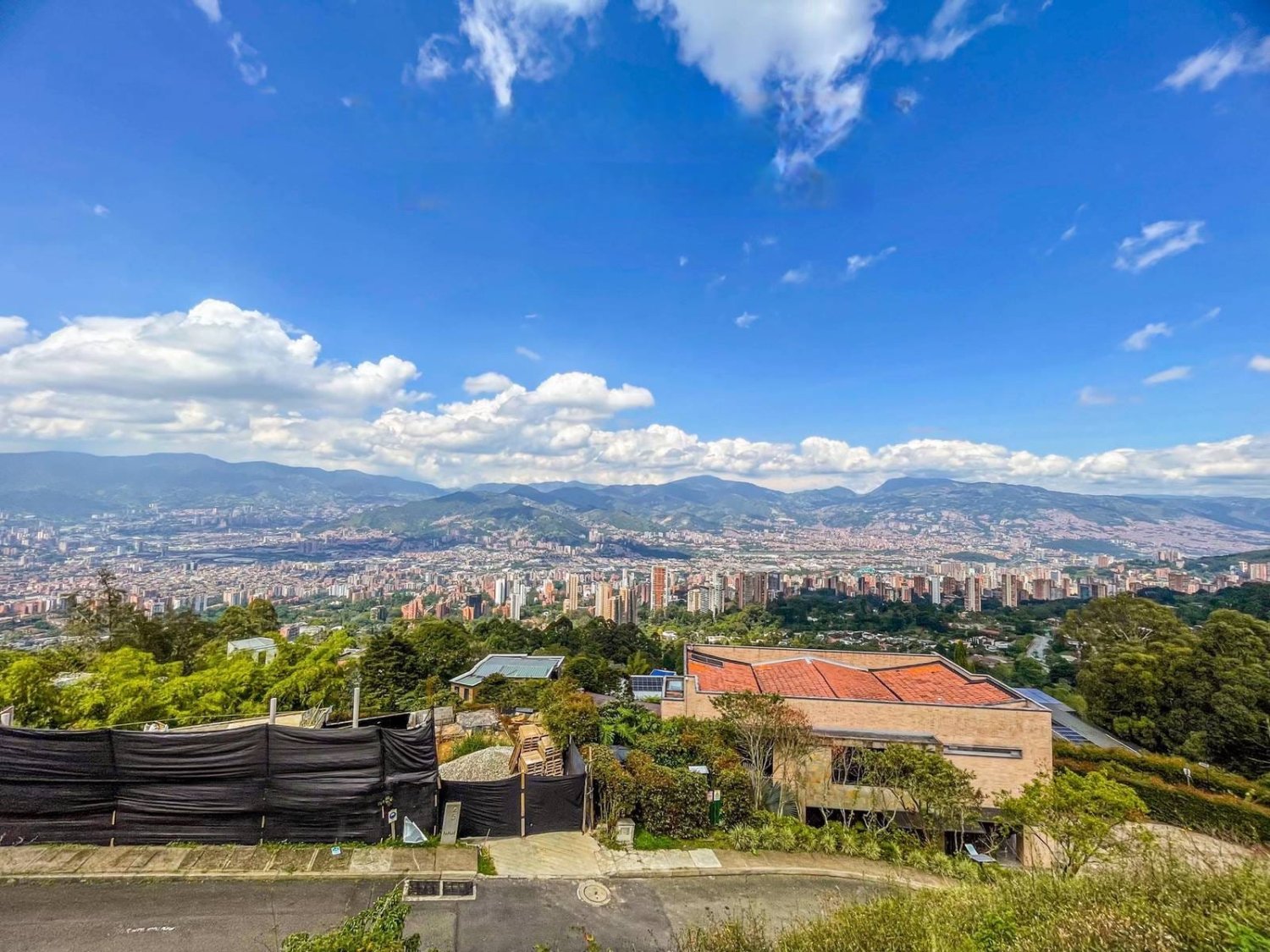 Exclusivo Lote en parcelación con vista a la ciudad  — 7