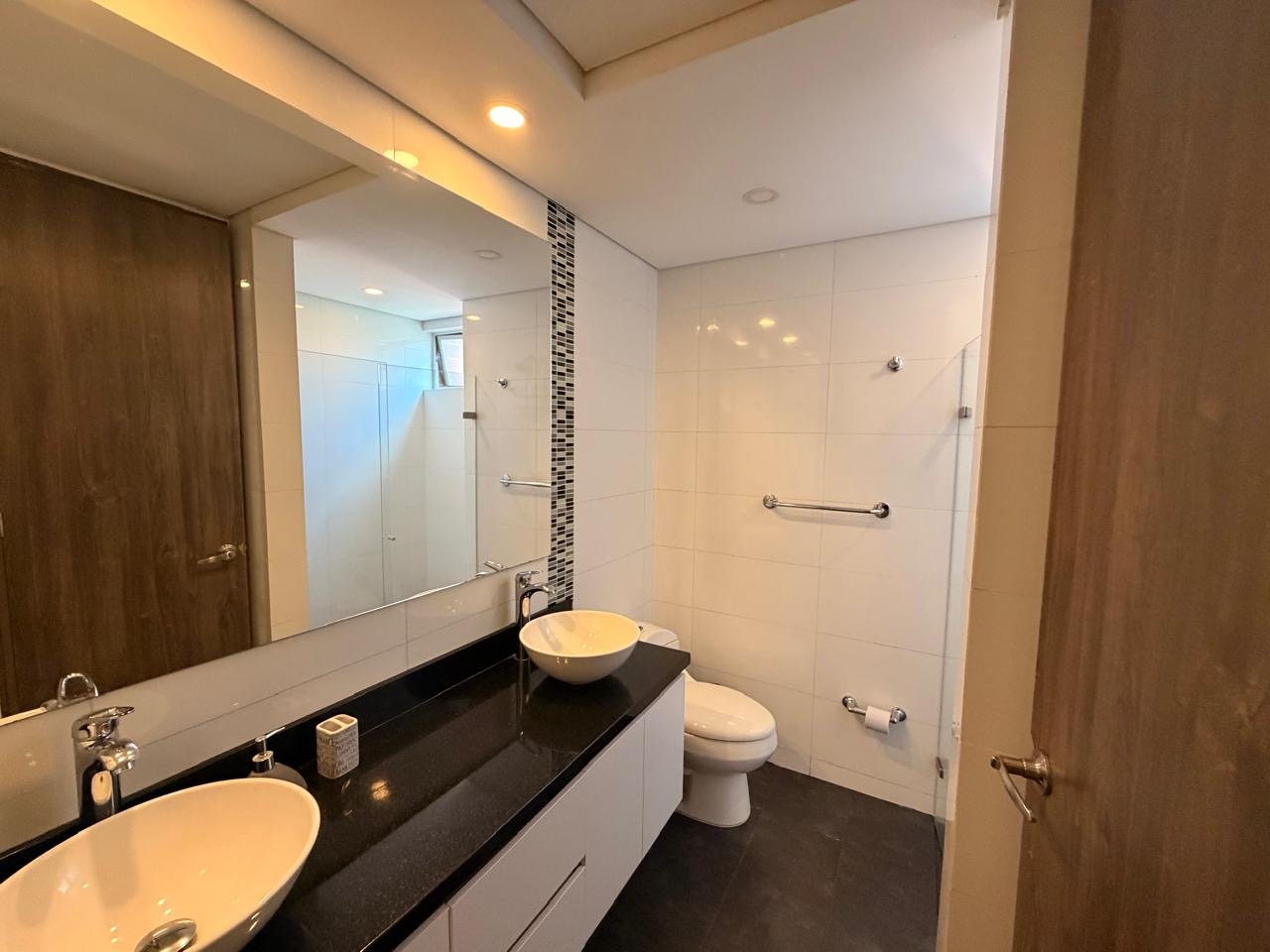 Gran Apartamento ubicado en milla de oro disponible en Renta amoblada  — 22