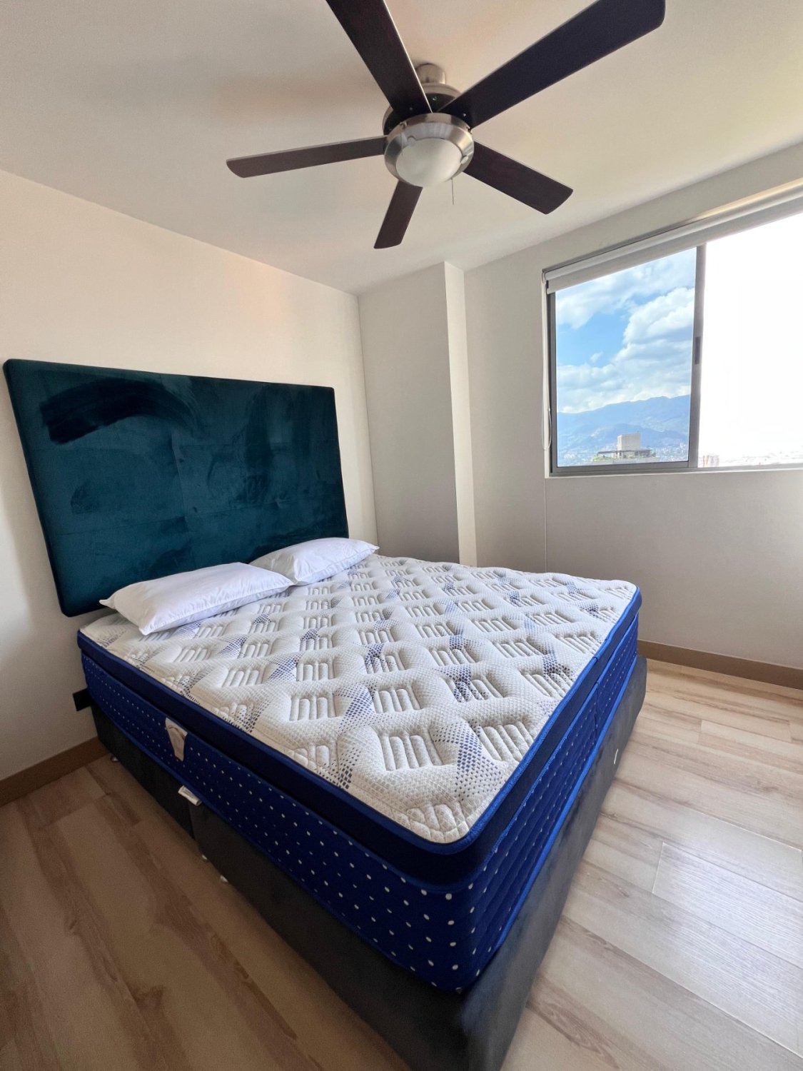 High-Floor Furnished Apartment with Stunning Views – Castropol — 4