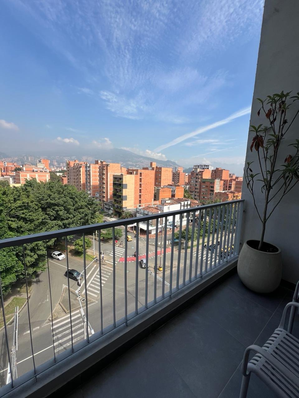 Quadrato Studios – Laureles (One Block from Unicentro) — 3