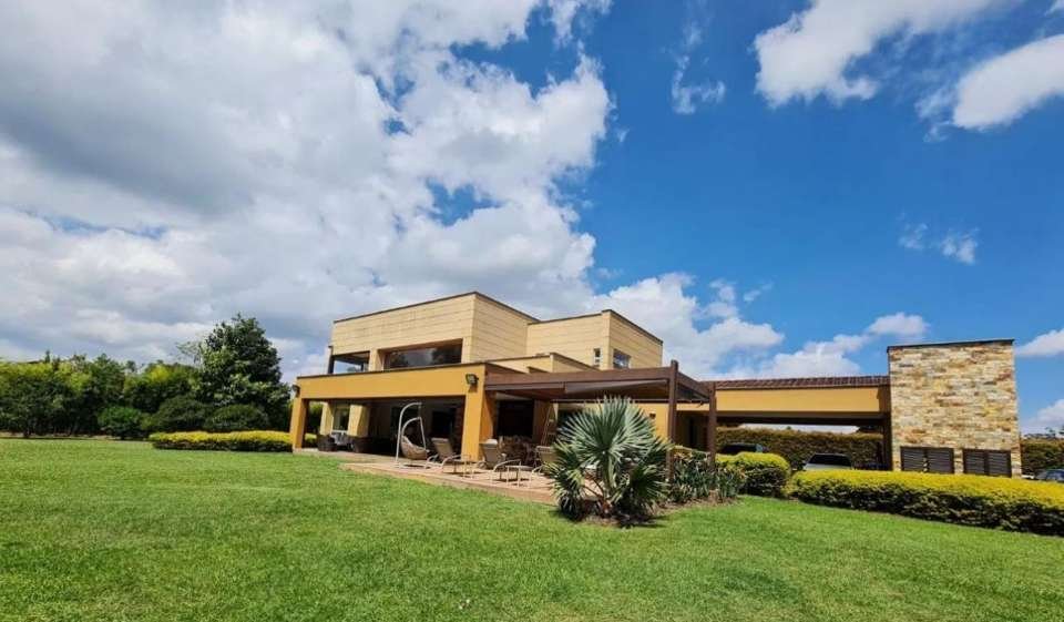 Exclusiva Casa en venta en Llano Grande Antioquia  — 1