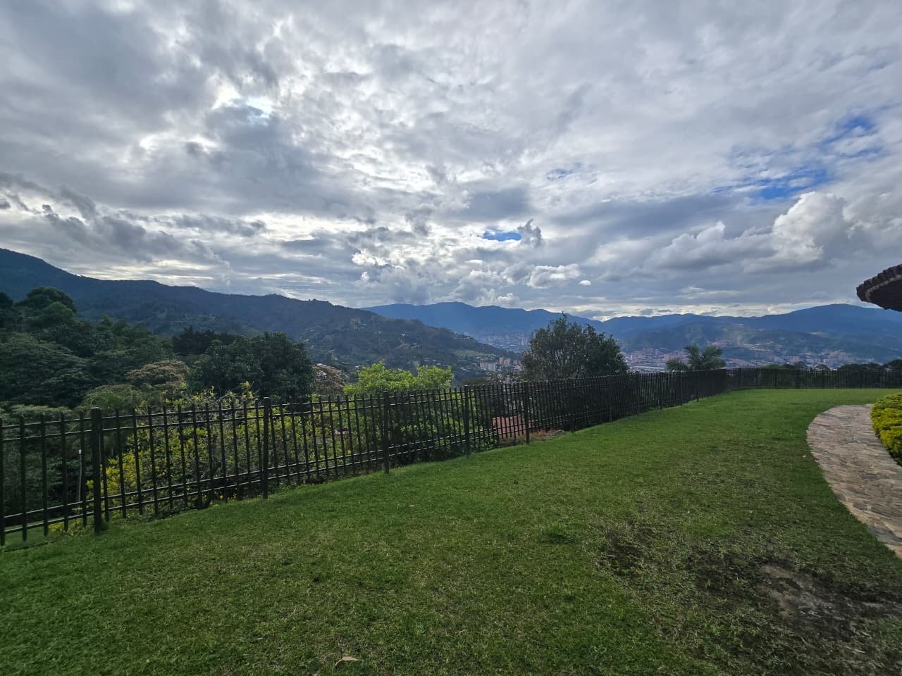 Gran Casa colonial en venta y renta en Altos del Escobero 🏠 - Image 16