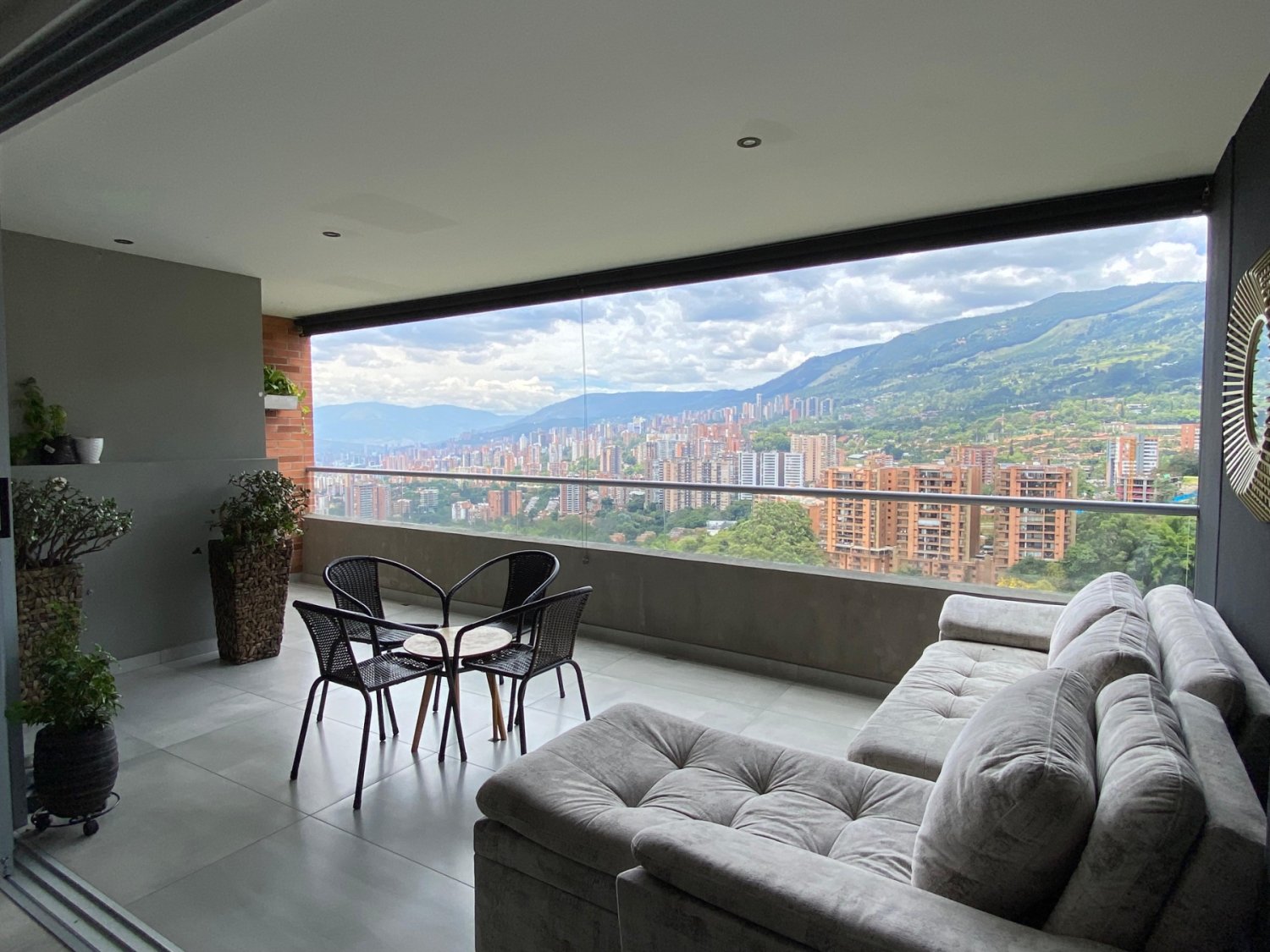 Gran Apartamento en Venta Disponible en la loma de las Brujas  — 21