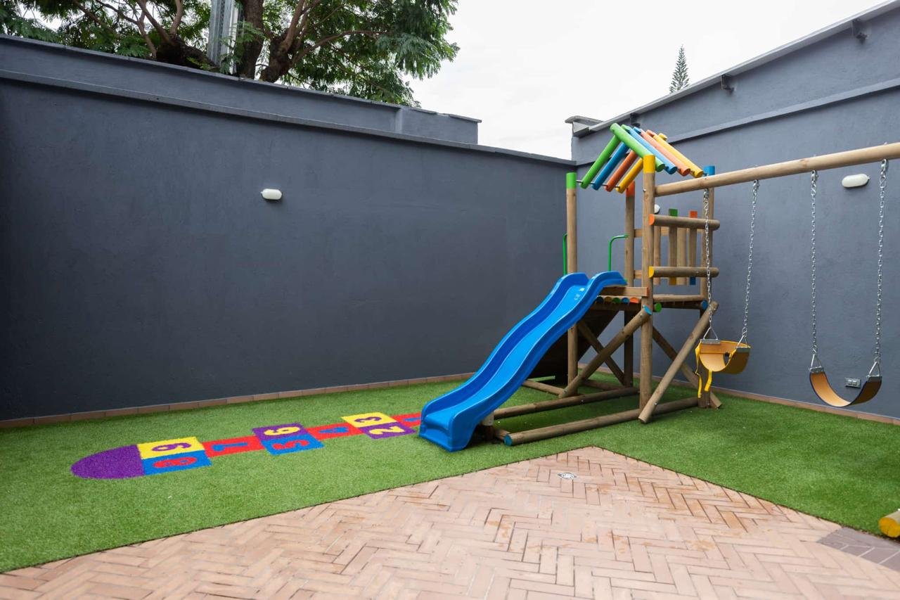 Moderno Apartamento en Laureles - Image 19