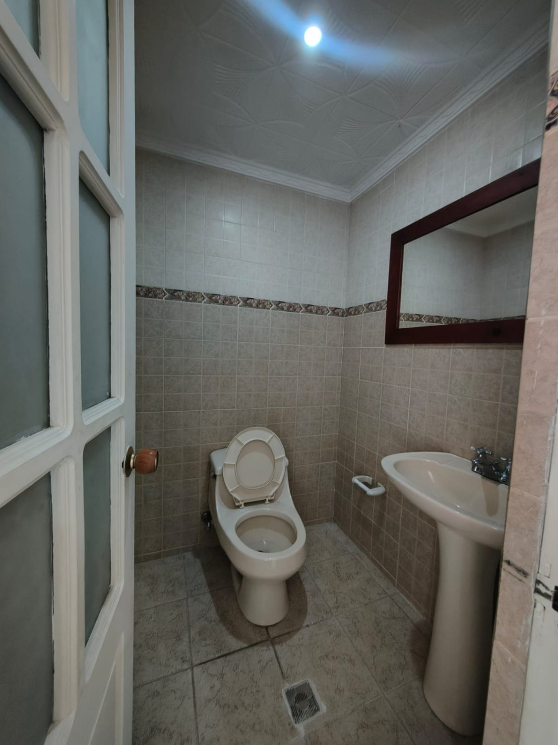 Gran Casa de 3 niveles en Renta y Venta en Sabaneta  — 14