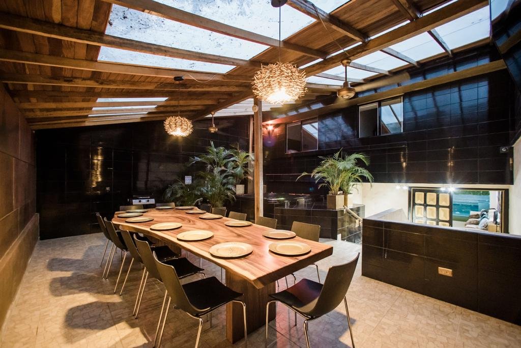 Luxury Villa for Short-Term Rental – Palatial VIP - 11