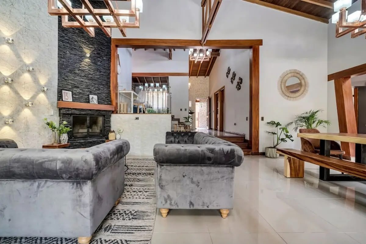 Luxury Villa for Rent – El Poblado - 9