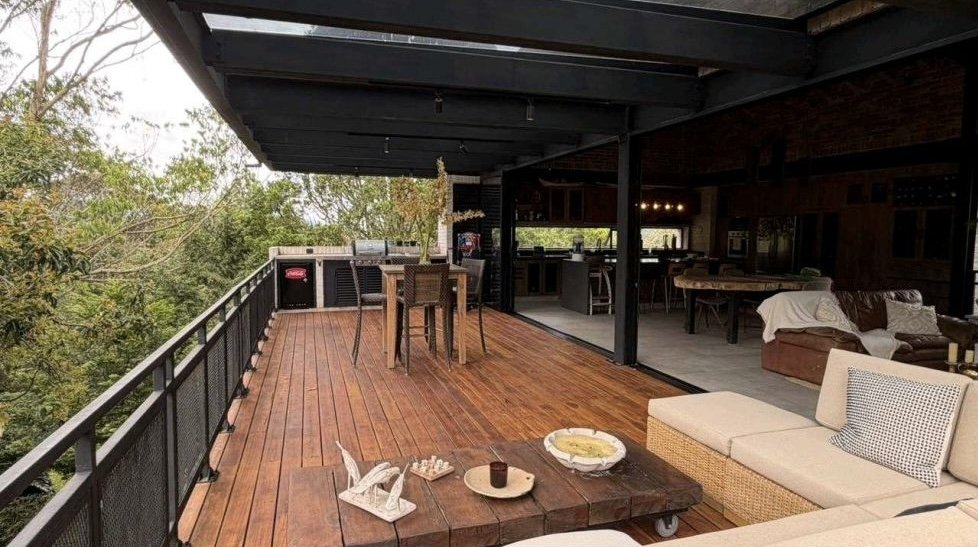 Exclusiva Casa en Renta Tradicional en Llano Grande Antioquia  — 3