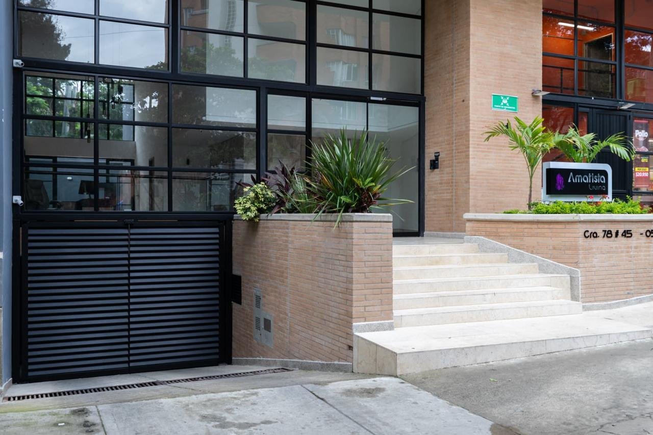 Moderno Apartamento en Laureles - Image 18