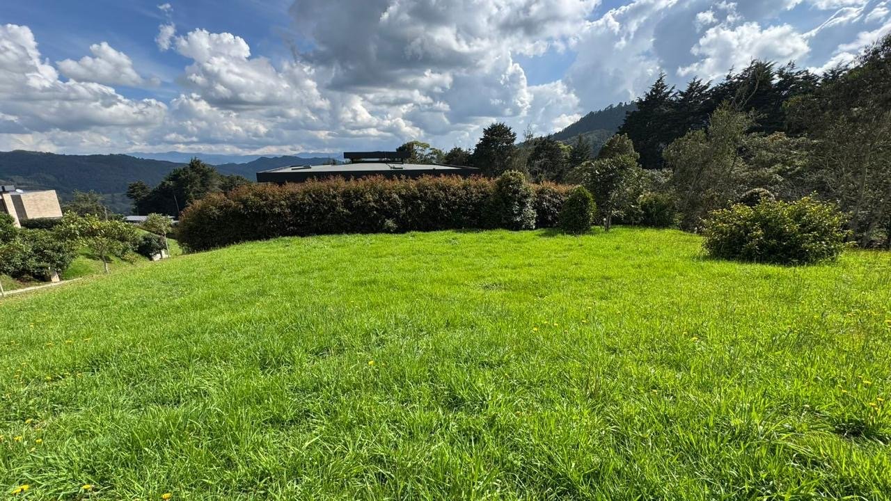 Exclusivo lote en Venta  - Image 2