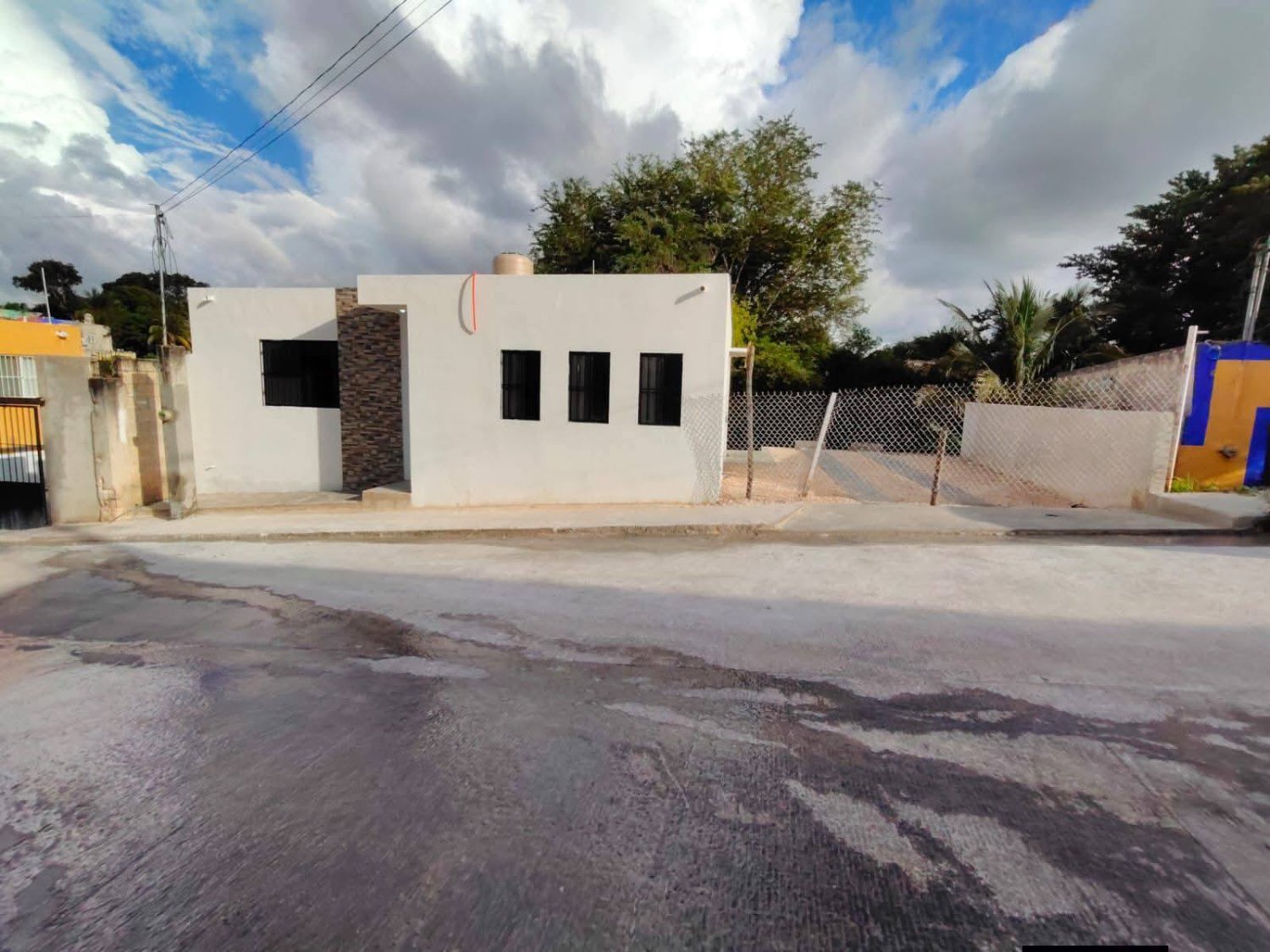 Casa en Venta - Espacio y Gran Oportunidad - Image 1