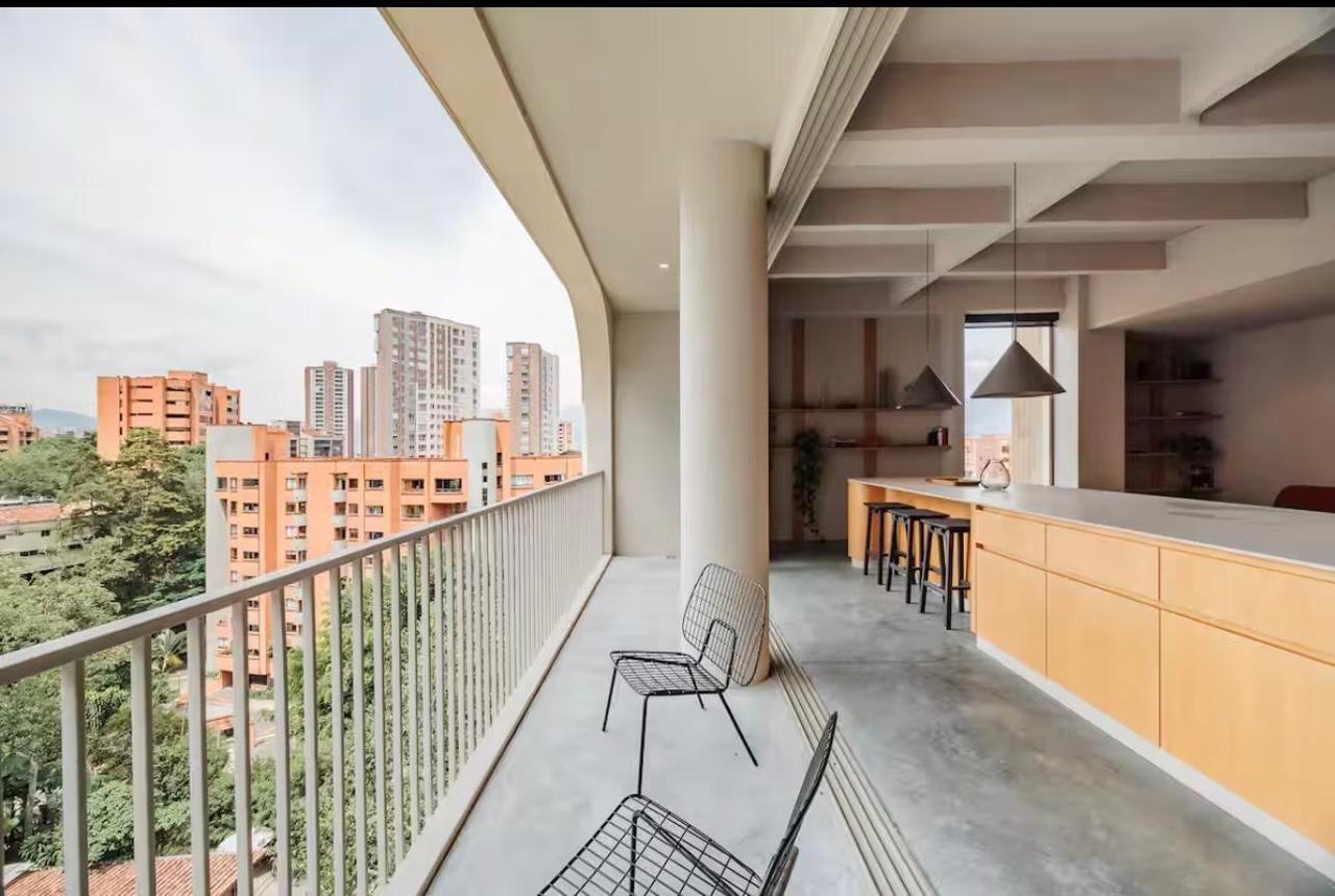 Luxury Furnished Apartment for Short-Term Rental – La Octava B, El Poblado - 8