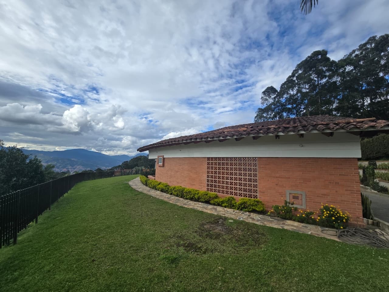 Gran Casa colonial en venta y renta en Altos del Escobero 🏠 - Image 10