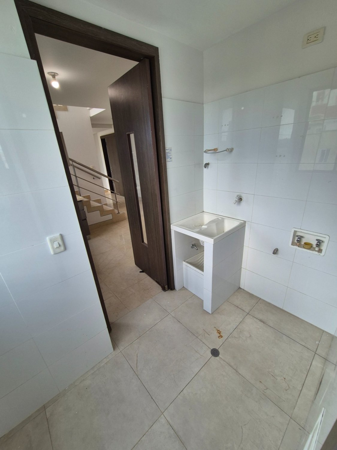 VENTA DÚPLEX EN LA CAMPIÑA - CERCA AL PARQUE VENEZUELA - BARRANQUILLA NORTE - LIBRE DE GRAVAMENES - Image 4