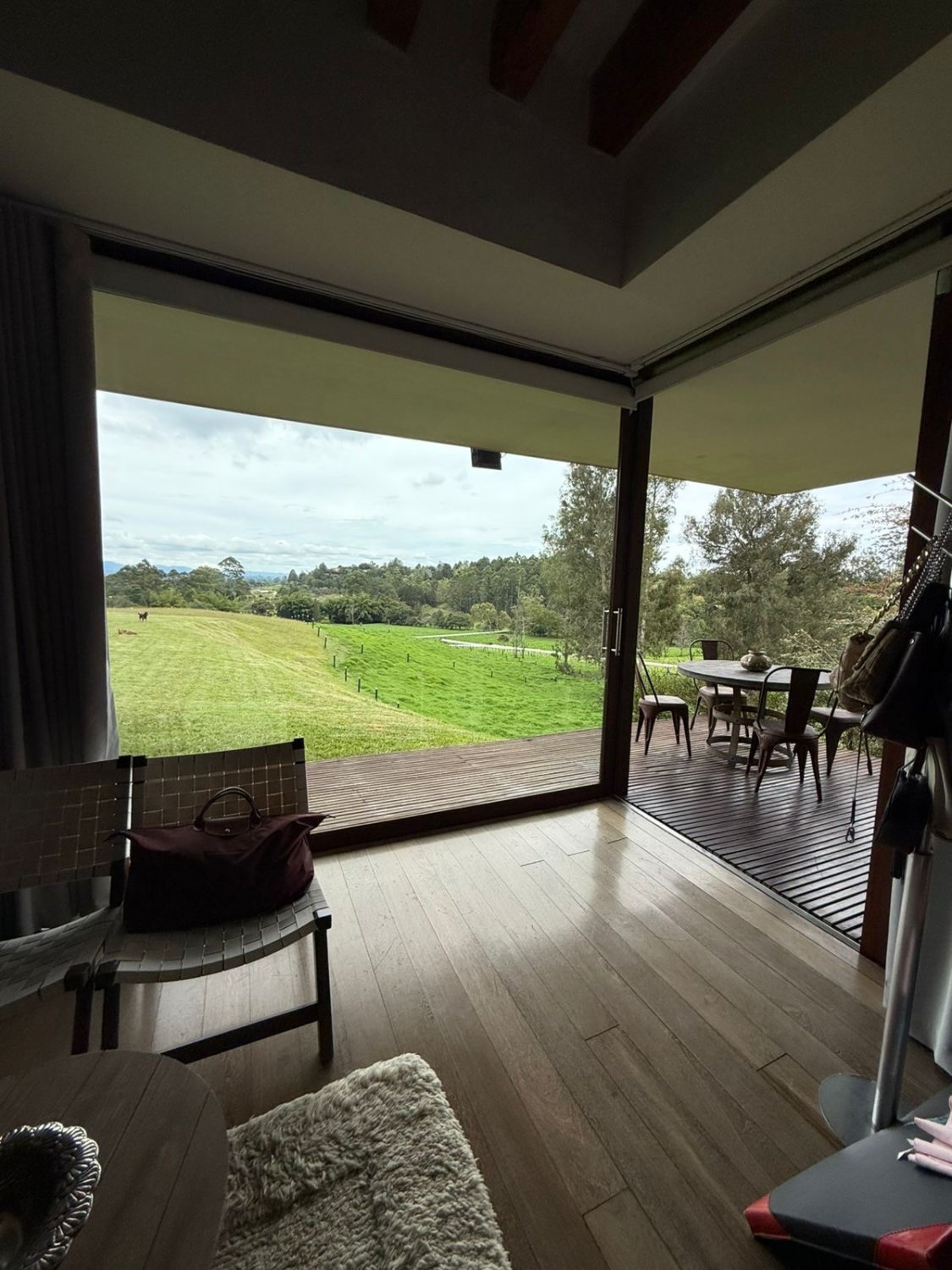Exclusiva casa con amplio lote en Renta y Venta en Llano Grande  - Image 11