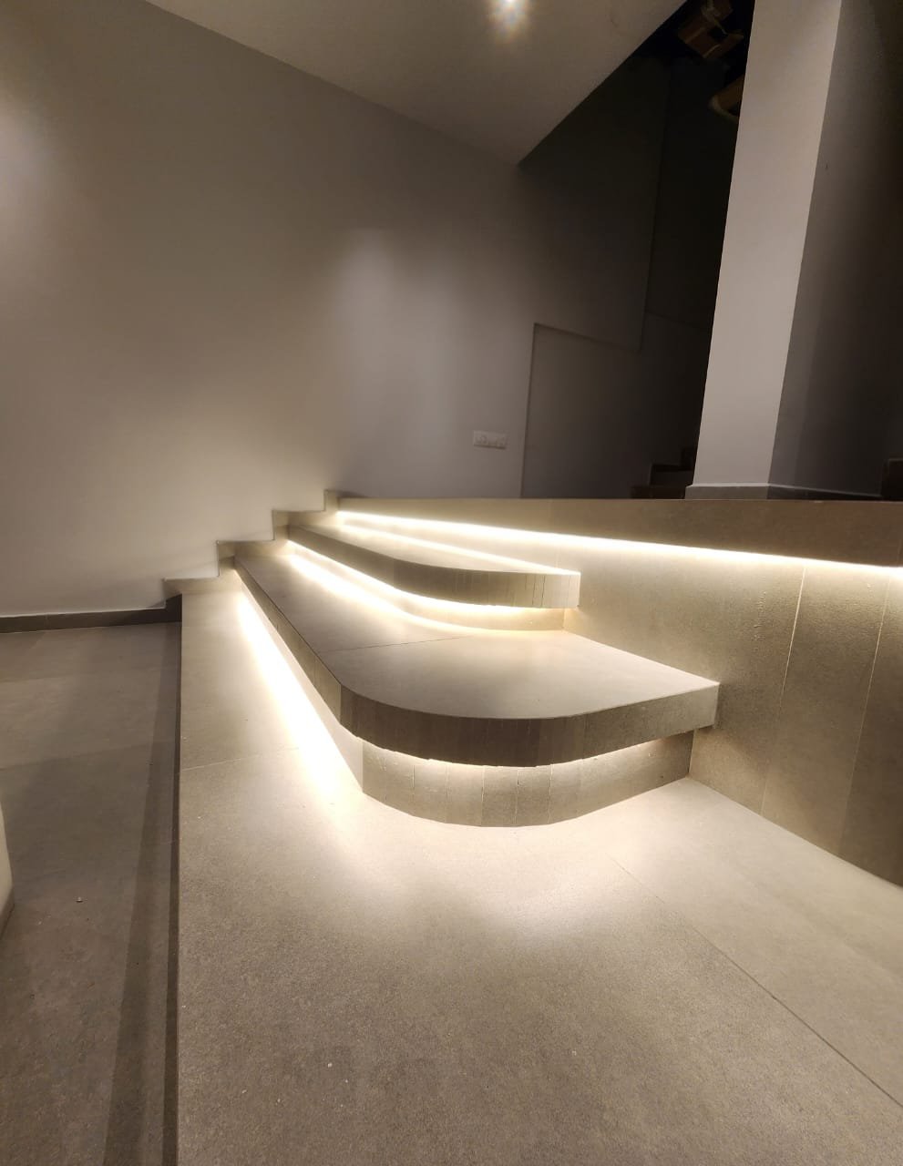 Casa remodelada en Renta tradicional Cerca al Centro comercial el Tesoro  - 7