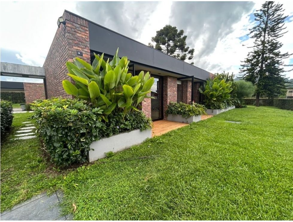 Exclusiva Casa de Lujo en Venta en Llano Grande  — 17