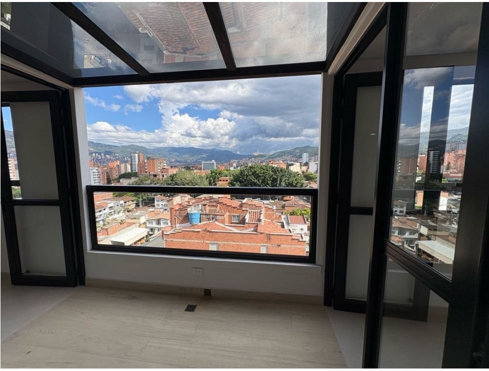 Exclusivo penthouse en Venta en Laureles  — 8