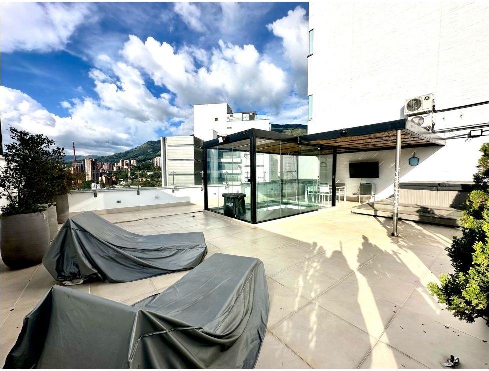 Exclusivo penthouse en el sector de san lucas en Venta y Renta amoblado  - Image 8