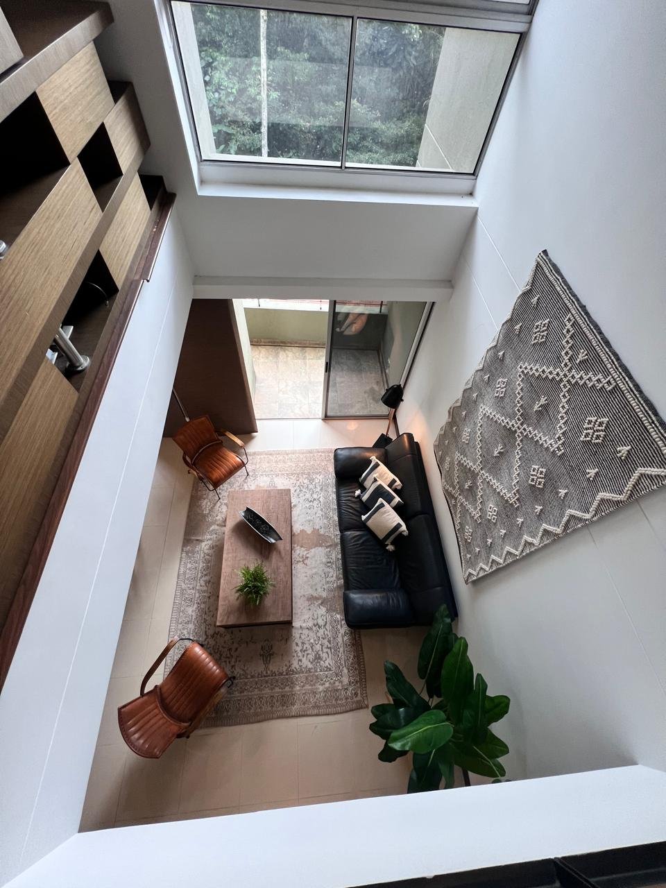 Furnished Duplex Apartment with Forest View – Provenza  - 7