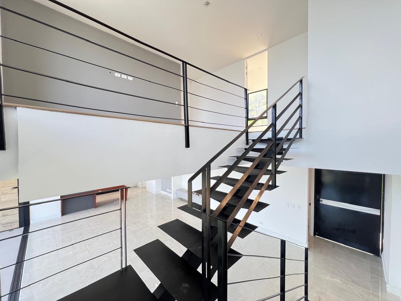 Gran casa Duplex disponible en Renta en Envigado . — 7
