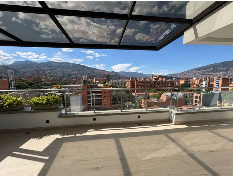 Exclusivo penthouse en Venta en Laureles  — 7