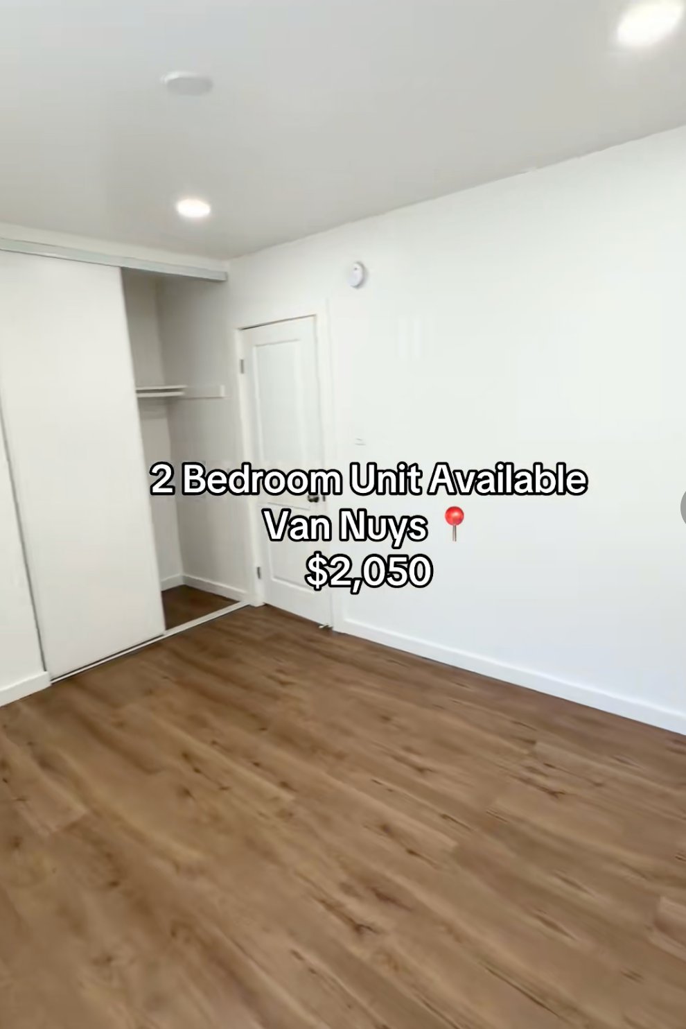 Modern 2-Bedroom Apartment in Van Nuys - Image 1