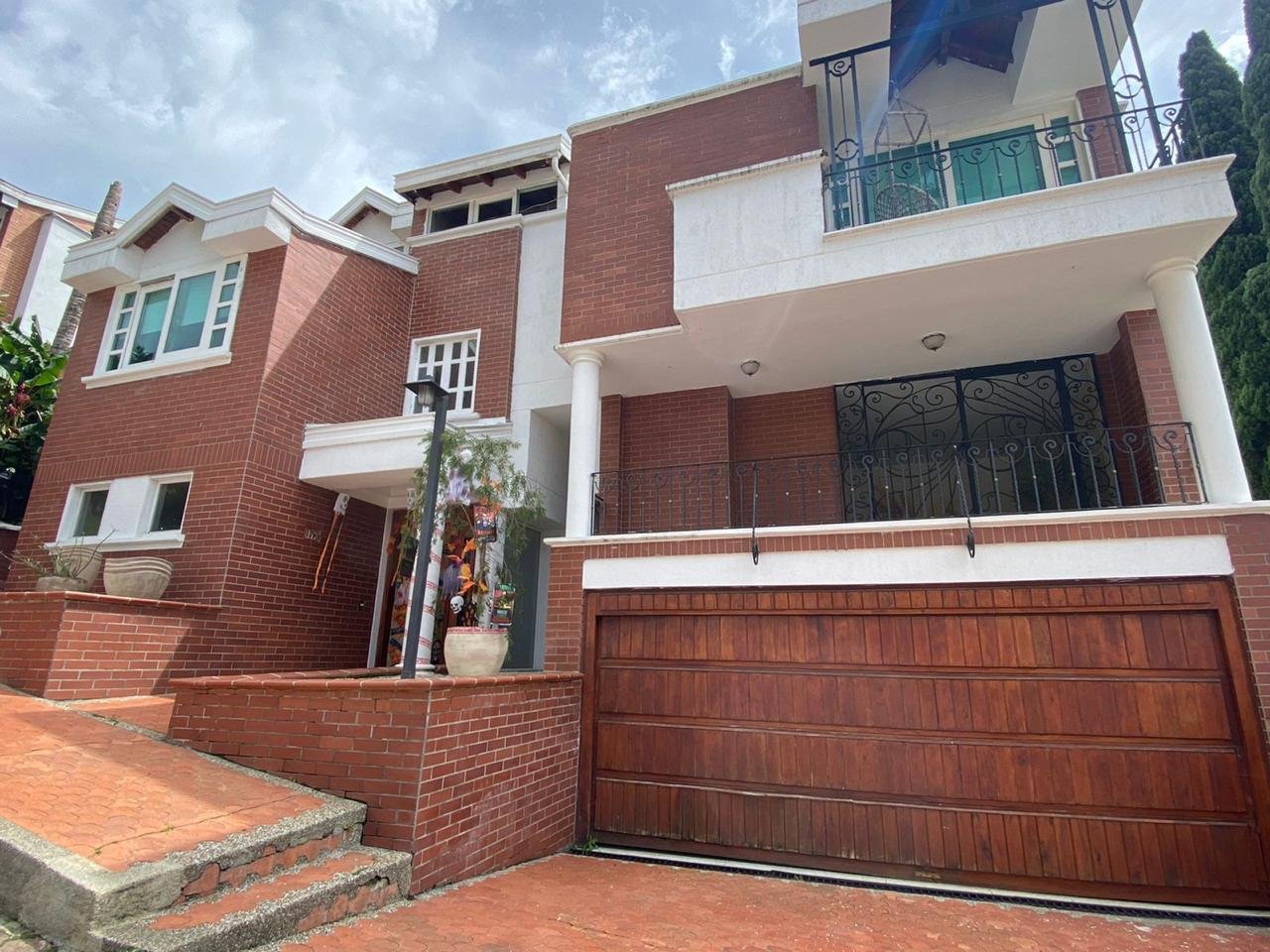 Exclusiva casa en en venta en la cola Del zorro  - Image 2