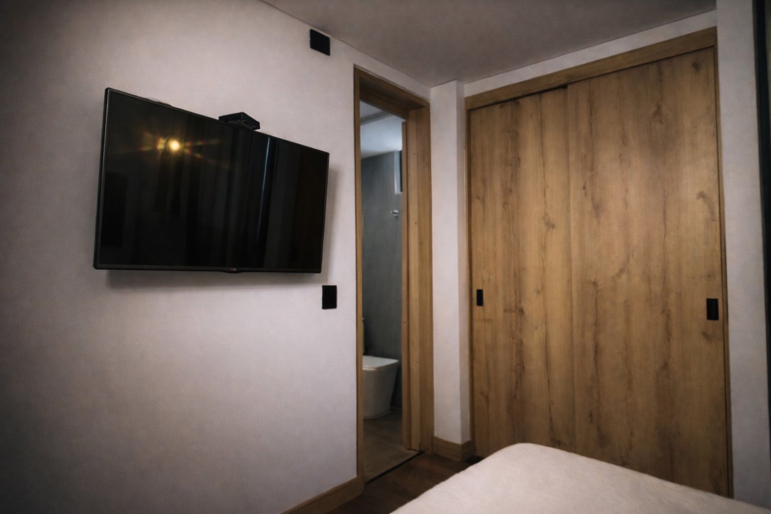 Apartamento con terraza en laureles  - Image 7
