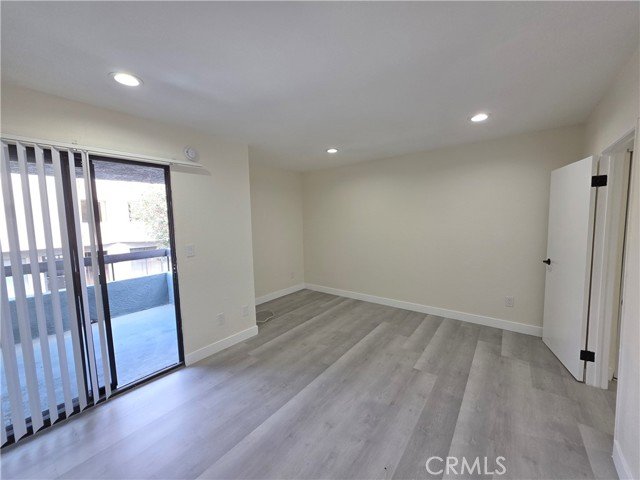 Stylish Van Nuys Townhome - Image 5