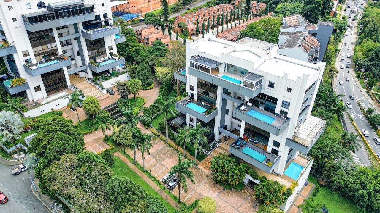 Exclusivo Penthouse en Loma Los Gonzales - Image 3