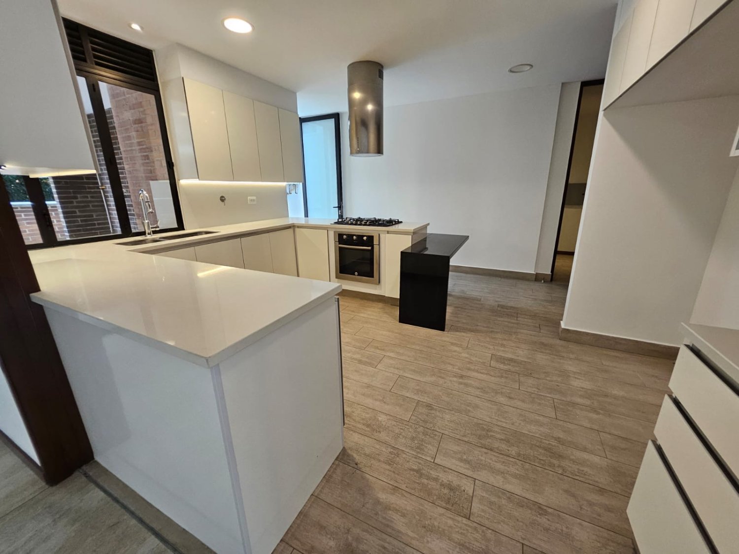 gran apartamento en Renta y Venta en el poblado  - Image 19