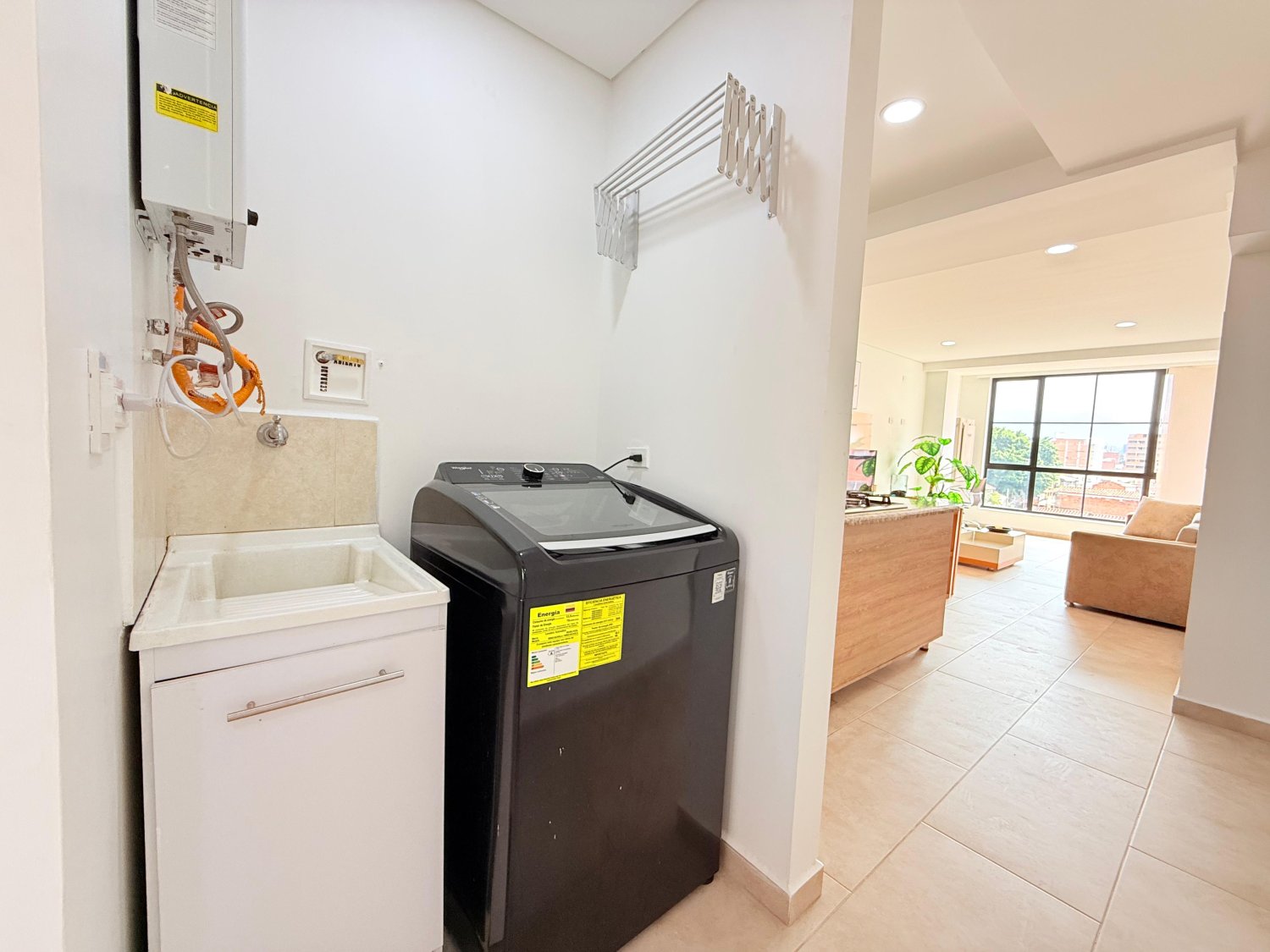 Luxury Furnished Apartment for Rent – Laureles - 12