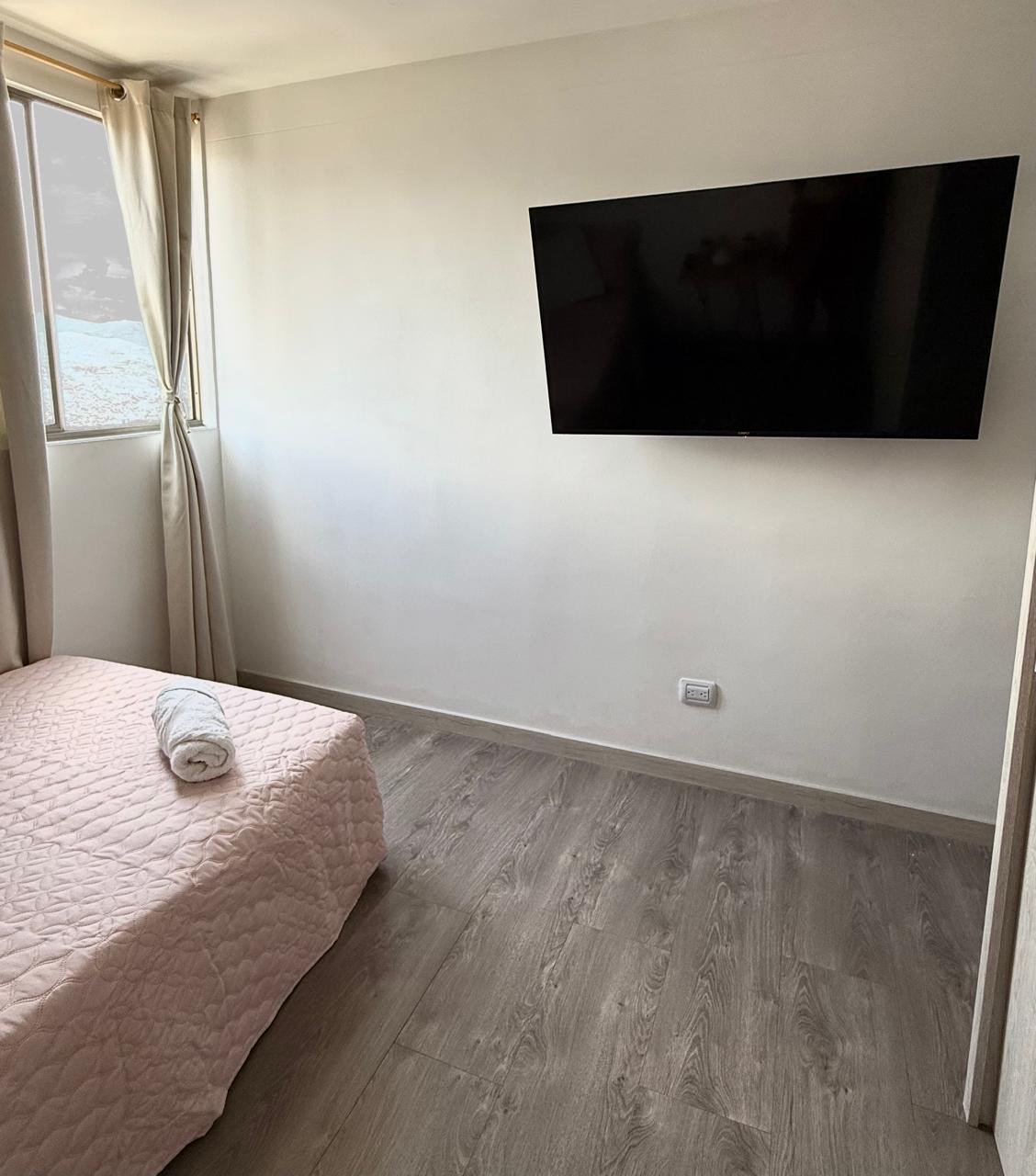 Apartamento campestre en sabaneta con vista a la ciudad  - Image 8