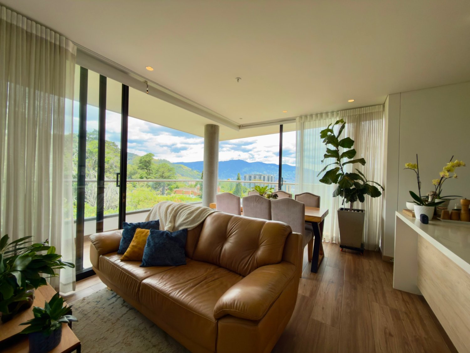 🇨🇴Apartamento Moderno En Envigado — 2
