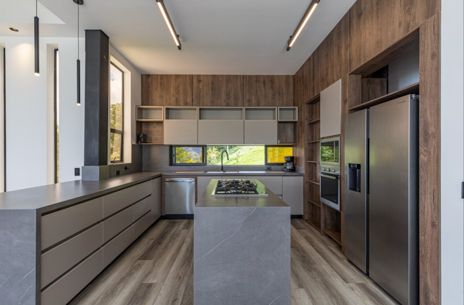 Luxury Villa for Short-Term Rental – 8 Casas, Envigado
