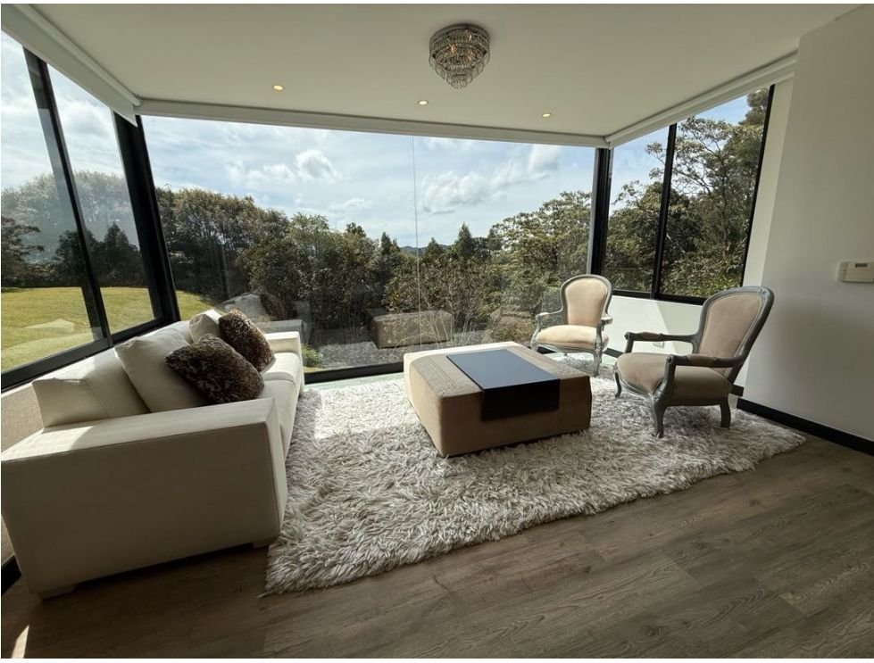 Exclusiva Casa en Renta y Venta en el Alto de las palmas . — 15