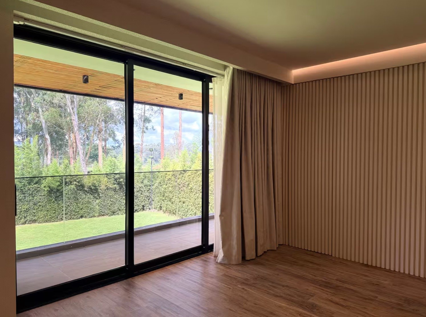 Exclusiva Casa de Lujo en Ubicación Privilegiada - Image 13