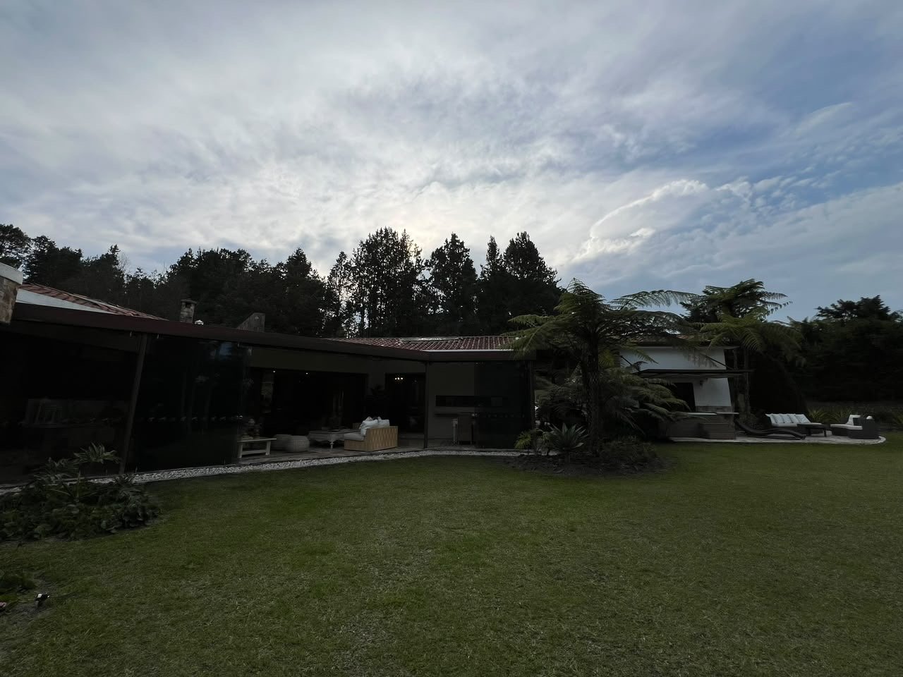 Exclusiva Casa en Renta y venta en el corredor de las palmas  — 5