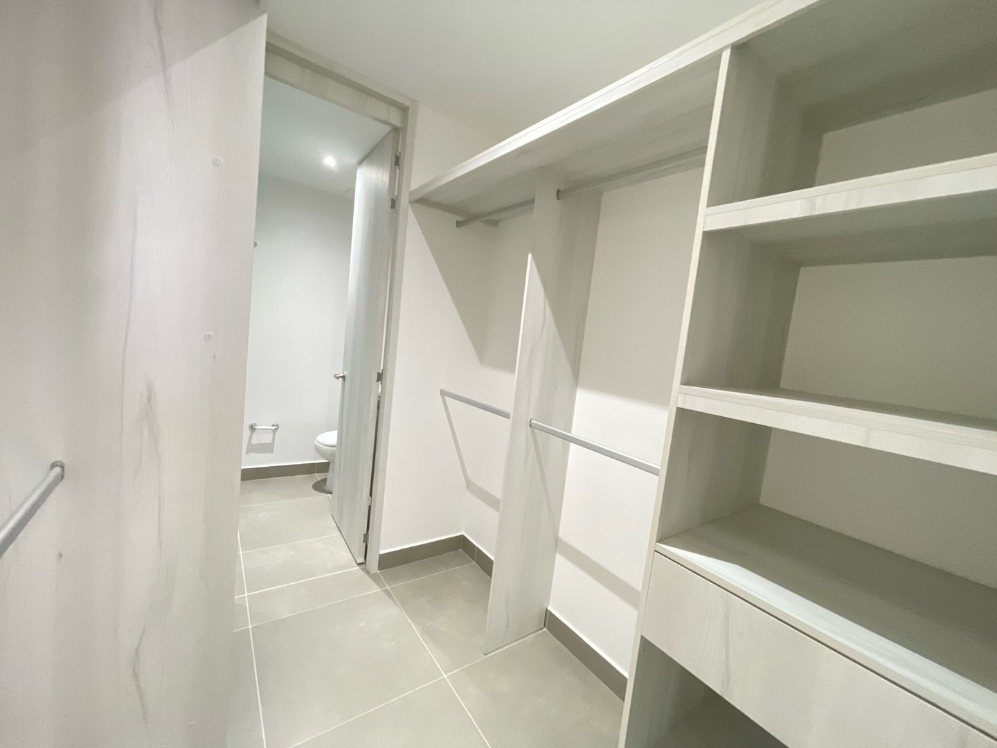 Hermoso apartamento en Villacampestre - Image 12
