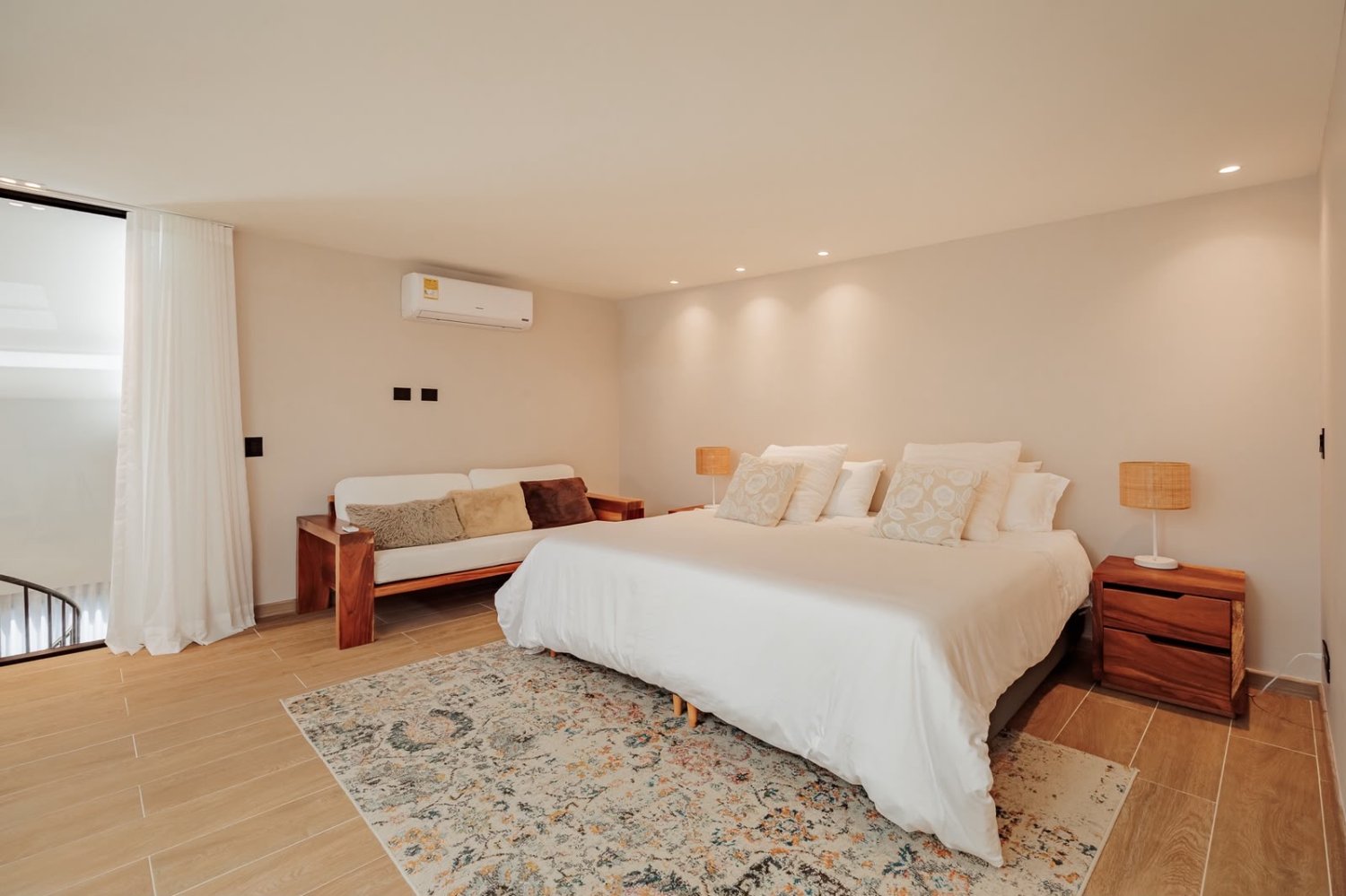 Duplex Apartment for Sale – Santa María de los Ángeles, El Poblado