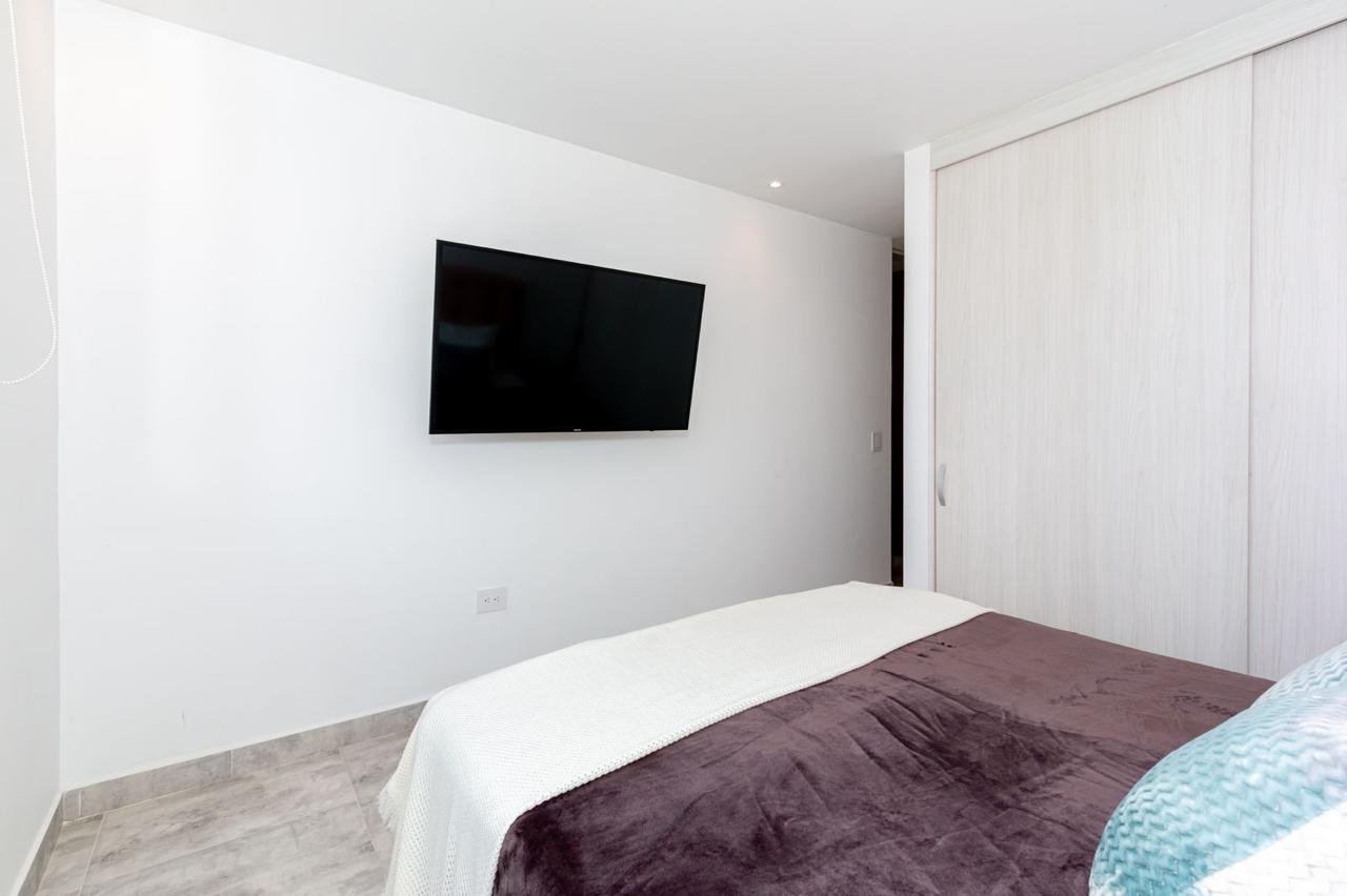 Apartamento Amoblado en Renta Moderno en Antillas, Envigado - Image 19